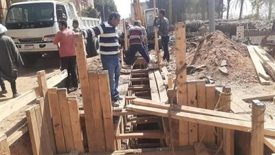 محافظ المنيا يتابع تنفيذ مشروعات المبادرة الرئاسية حياة كريمة بعدد من المراكز 