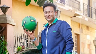 حمادة هلال يستعين بأهم نجوم الدراما في 