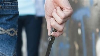 شاب يمزق جسد زمليه بسلاح أبيض في موقف سيارات أجرة بسوهاج