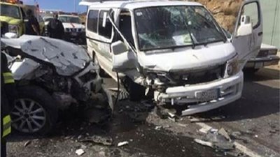 بالأسماء.. إصابة 10 أشخاص في انقلاب ميكروباص على طريق الإسماعيلية 