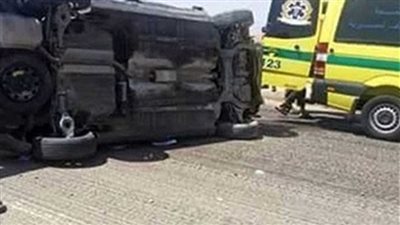 إصابة 6 أشحاص في حادث انقلاب سيارة نصف نقل بالبحيرة