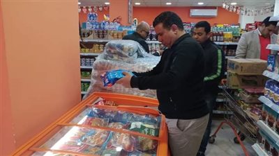 محافظ المنيا يكلف مديرية التموين بشن حملات مكثفة لإحكام الرقابة على الأسواق 