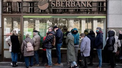 شركة آبل تتوقف عن بيع جميع منتجاتها في روسيا