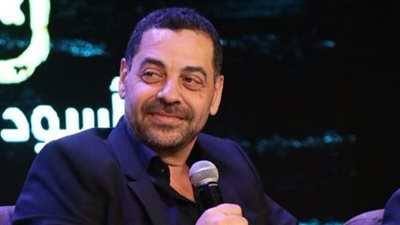 فستان تايجر يفضح هوية حبيبة طارق العريان التي حاول إخفائها