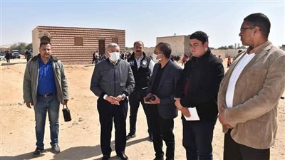 محافظ المنيا يشهد تسليم قطعة أرض مخصصة ضمن مشروعات حياة كريمة 