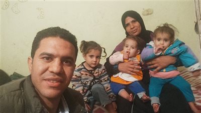 سيدة بـ100 راجل.. أم إبراهيم حلمها موتور مياه في أسوان 