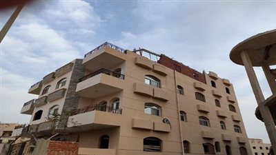 جهاز العبور يشن حملة لإزالة مخالفات البناء بالحي الرابع والطرق والميادين الرئيسية