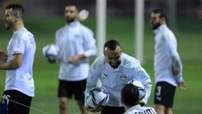 كيروش يتحدي كورونا قبل لقاء مصر والسنغال