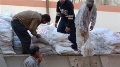 توزيع كميات كبيرة من الشنط والكراتين الرمضانية على المواطنين بالبحيرة