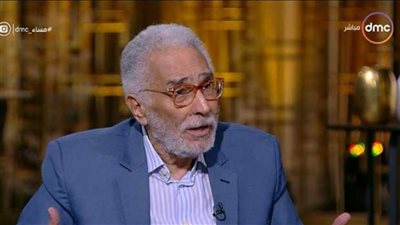 نجل عبد الرحمن أبو زهرة يكشف معاناة سيارة الإسعاف التي تنقل والده للمستشفى