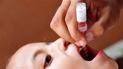 أبرزها التهاب السحايا.. أعراض وأسباب مرض شلل الأطفال