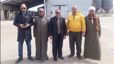 بدء توريد القمح لشون الزرقا بدمياط.. تعرف على سعر الأردب