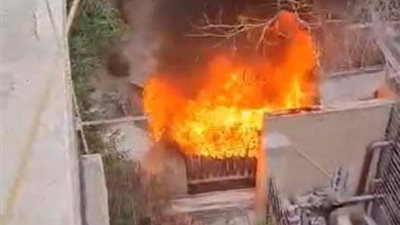 الدفع بسيارتي إطفاء للسيطرة على حريق بجوار مبنى ضرائب البساتين 