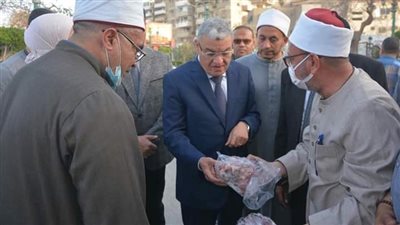 محافظ المنيا يشهد استلام الدفعة التاسعة من صكوك لحوم الأضاحي