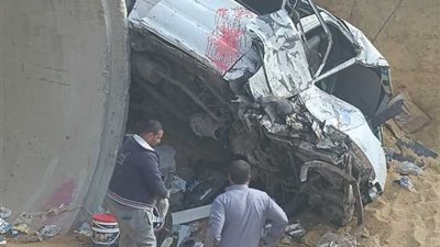 10 مصابين في انقلاب ميكروباص على طريق الإسماعيلية الصحراوي