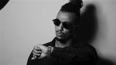 بعد نجاح متحرقش.. مطرب الراب إسلام سيتو يستعد لطرح الأرض الحمرا