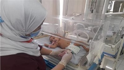 الصحة: فحص 98 ألف طفل حديث الولادة ضمن مبادرة الأمراض الوراثية