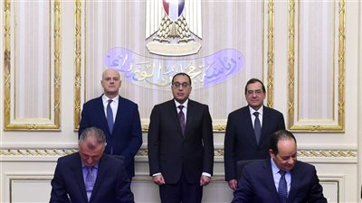 البترول: مصر وقعت على اتفاق للتعاون في مجال الغاز مع إيطاليا