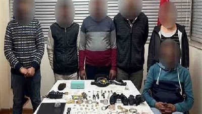 سقوط عصابة تتزعمها سيدة مسجلة خطر لسرقة الشقق السكنية بالقاهرة الجديدة