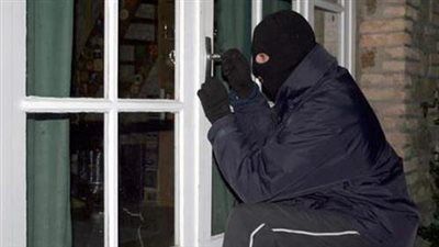 تحقيقات النيابة تكشف التفاصيل الكاملة لنشاط عصابة سرقة المنازل بالتجمع الأول