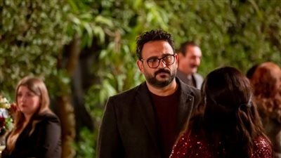 هنادي مهنا تصدم من علاقة أكرم حسني وأيتين عامر في مكتوب عليا 