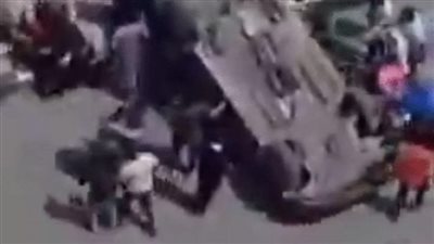 العناية الإلهية تنقذ طبيبة من موت مُحقق بعد انقلاب سيارتها بالفيوم