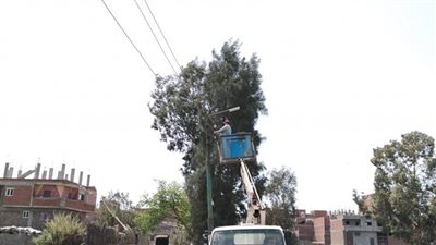 حملات مكثفة لصيانة أعمدة الإنارة في مراكز ومدن الغربية