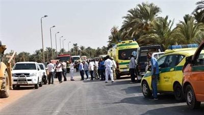 تصادم سيارتين وراء إصابة 5 أشخاص في أسوان.. اعرف المكان