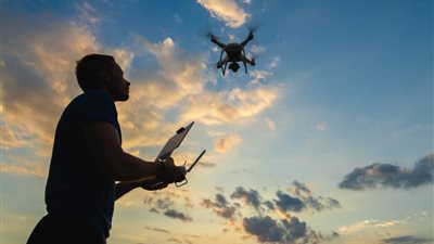 هل تنجح الإمارات في ابتكار مطر صناعي؟