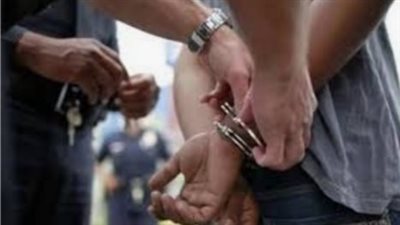 ضبط 5 أشخاص استدرجوا آخرين لإجبارهم على توقيع إيصالات أمانة بالبحيرة 