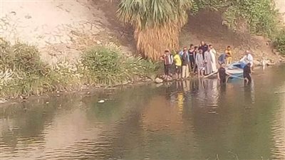 ننشر الصور الأولى للحظة انتشال جثث الفتيات الغريقات من الترعة الفاروقية بسوهاج