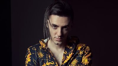  أيوب الأحمدي يكشف كواليس التصوير بعد ظهوره في فيلم زومبي