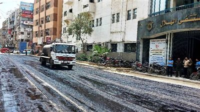 تفاصيل استكمال أعمال رفع كفاءة الشوارع وتمهيد ورصف الطرق بسوهاج