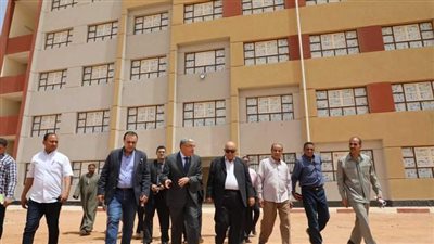 محافظ المنيا يتفقد أعمال تنفيذ مشروعات المبادرة الرئاسية حياة كريمة بقرى ملوي