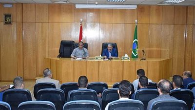 محافظ المنيا يوجه بالإسراع في استكمال التصالح وتذليل العقبات أمام المواطنين 
