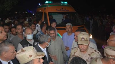 محافظ المنيا ونائبه يشيعان جنازة شهداء القوات المسلحة في أبو قرقاص وبني مزار 