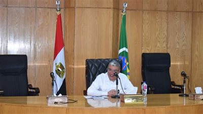 محافظ المنيا يتابع معدلات تنفيذ مشروعات المبادرة الرئاسية حياة كريمة