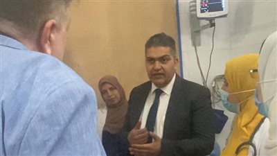 عميد طب طنطا يوجه بالرعاية الطبية لطالبة الفرقة السادسة 