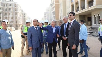 محافظ المنيا يتفقد أعمال إنشاء 78عمارة ضمن مشروع التطوير العمراني لعواصم المحافظات 