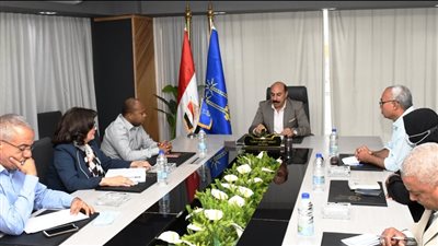 محافظ أسوان يزف أخبارا سارة لأهالي حي شرق