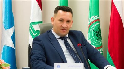 خبير اقتصادي يبرز أسباب تراجع أسعار النفط عالميا وتأثيره على معدلات التضخم