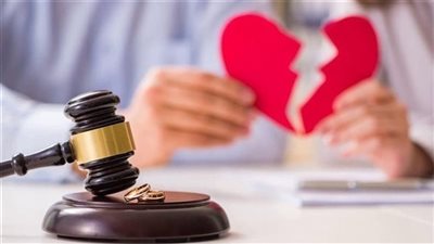 سعاد تطلب الطلاق لابنتها بمحكمة الأسرة: «جوزتها وكان نفسي تعيش متهنية»