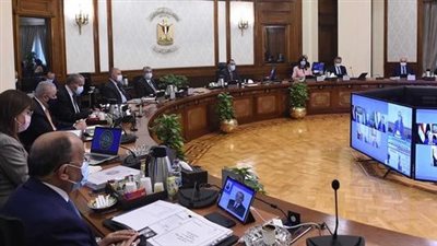 رئيس الوزراء يتابع الموقف التنفيذي لمشروع التأمين الصحي الشامل