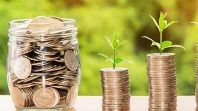 4 مبادئ بسيطة لاستثمار أموالك بحكمة بغض النظر عن عمرك