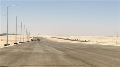 الموقف التنفيذي لأول طريق يربط سفنكس الجديدة بشبكة طرق سريعة (صور)