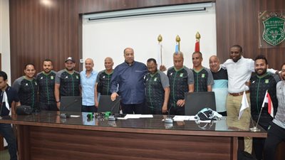 مصيلحى ومجلس إدارة النادى يكرمون فرق قطاع الناشئين لكرة القدم