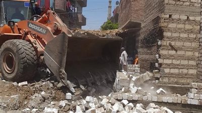 محافظ المنيا يتابع جهود الوحدات المحلية في التصدي للتعديات على الأراضي الزراعية