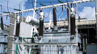 حادث أليم.. تفاصيل إصابة اثنين ووفاة مهندس كهربائي داخل محطة محولات