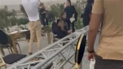 إصابات بالغة.. القصة الكاملة لـ سقوط عمود إنارة على أولياء أمور وطلاب مدرسة دولية