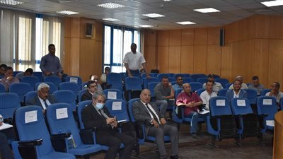 محافظ المنيا يتابع معدلات تنفيذ مشروعات المبادرة الرئاسية حياة كريمة 